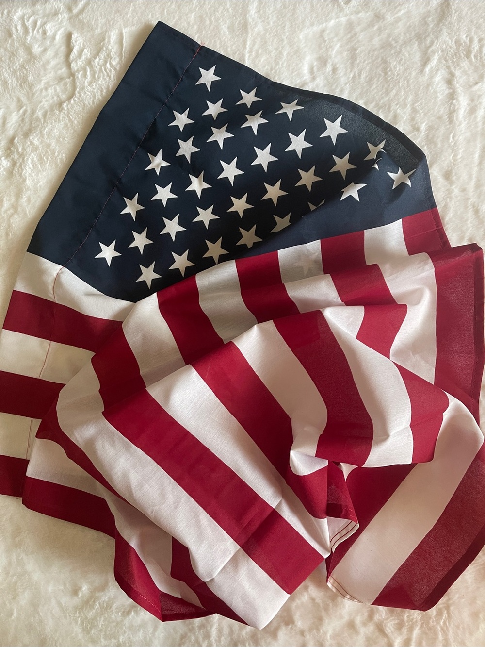 Annin  Patriotic American Flag - Red, White & Navy Stars  NWOT  29” X 50” - Picture 6 of 6